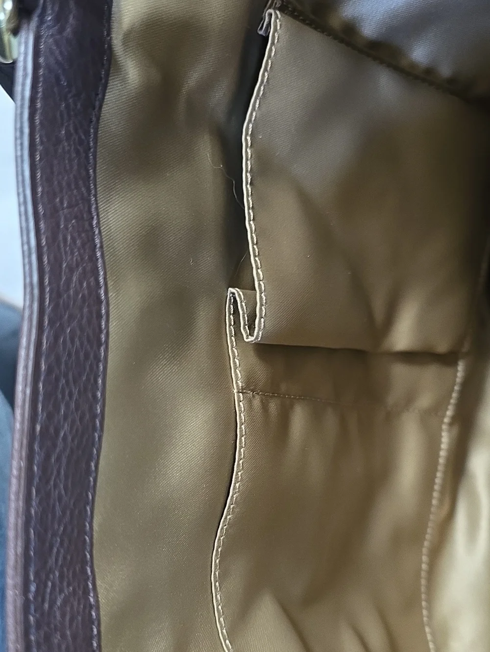Coach elegant brown